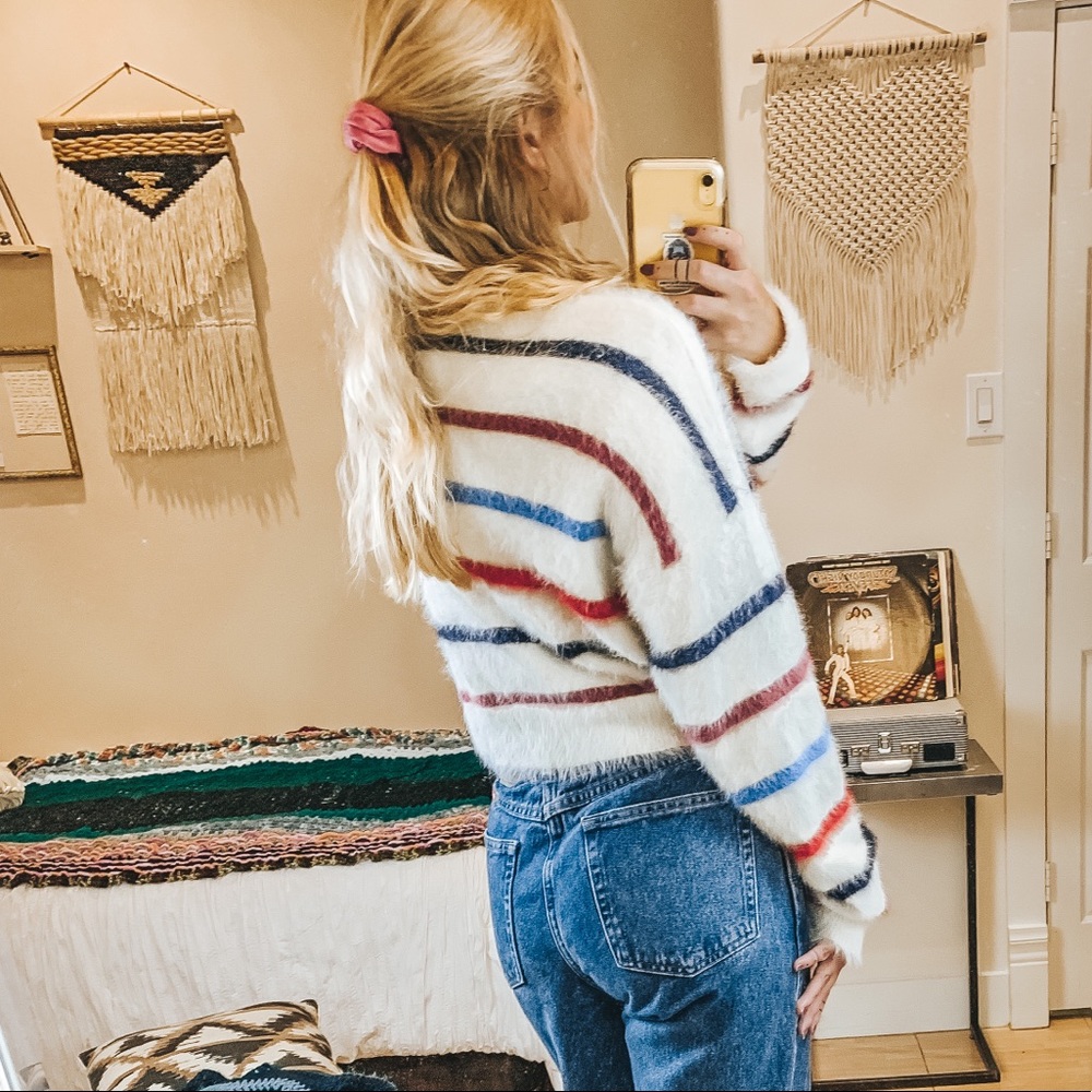 SOLD - Picture 4 of 7